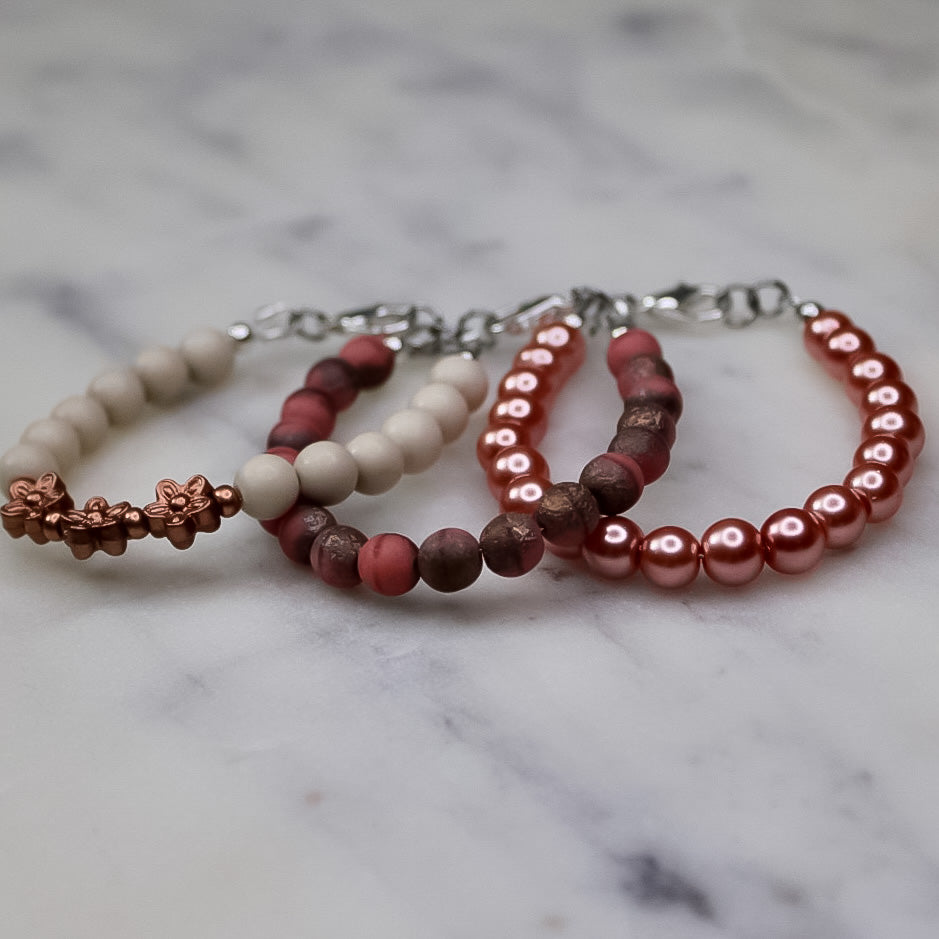 Salmon glass pearl