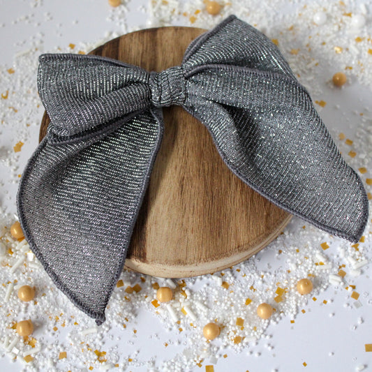 RTS Gray sparkle clip bow