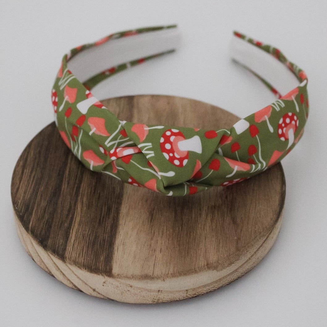 Mushroom knotted headband