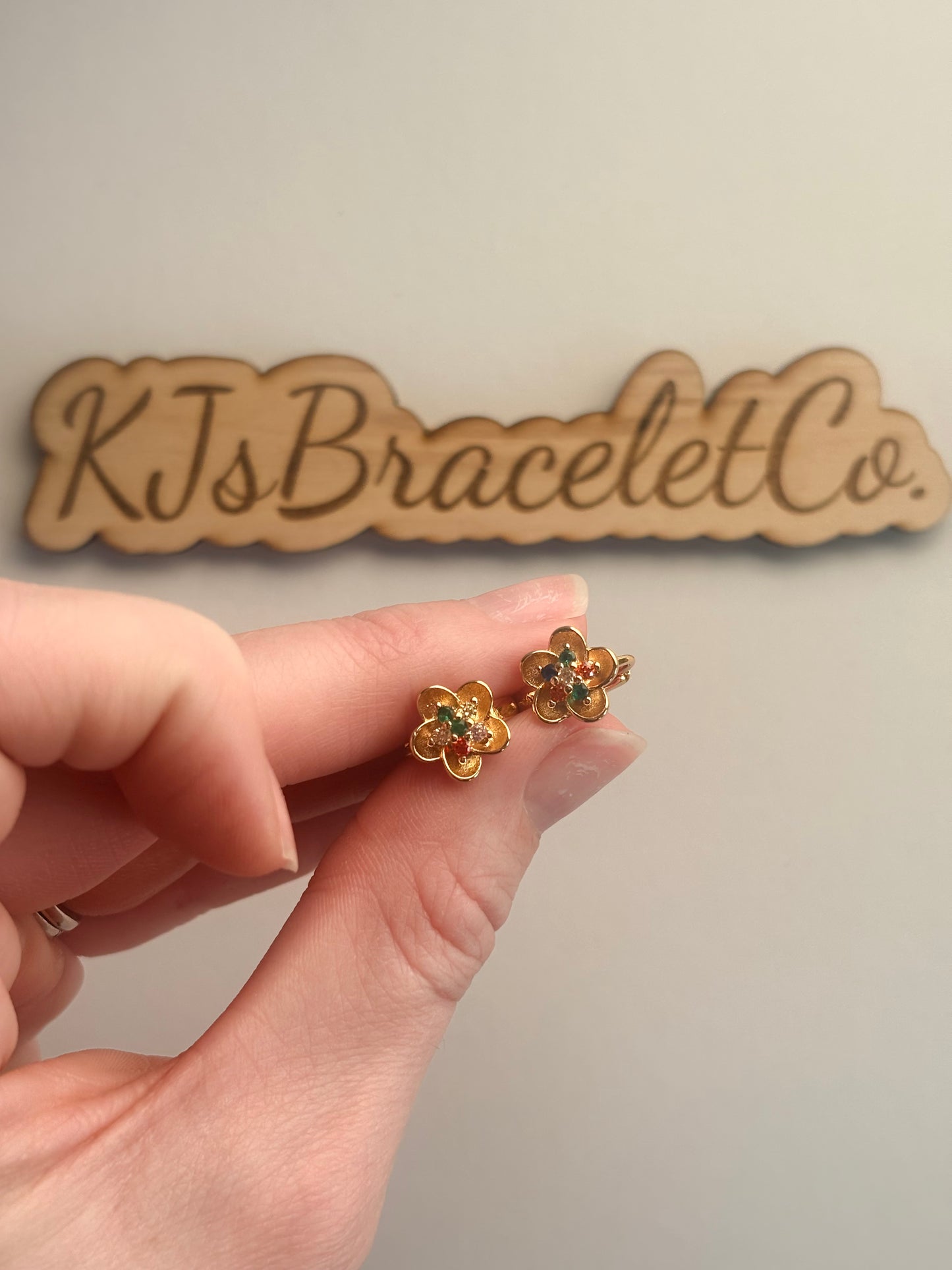 Flower Hoops (18k GF)