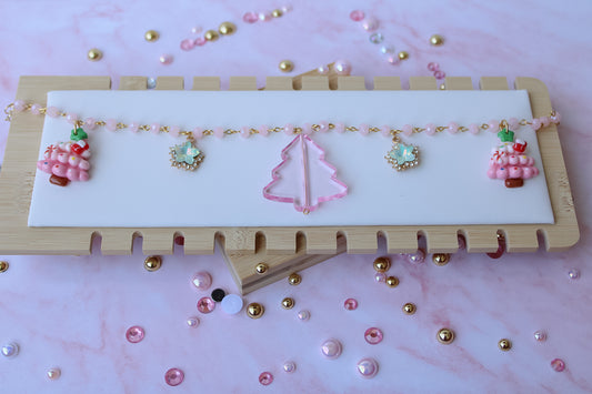 Frosted Wonderland Necklace *Snowflake colors will be random!*