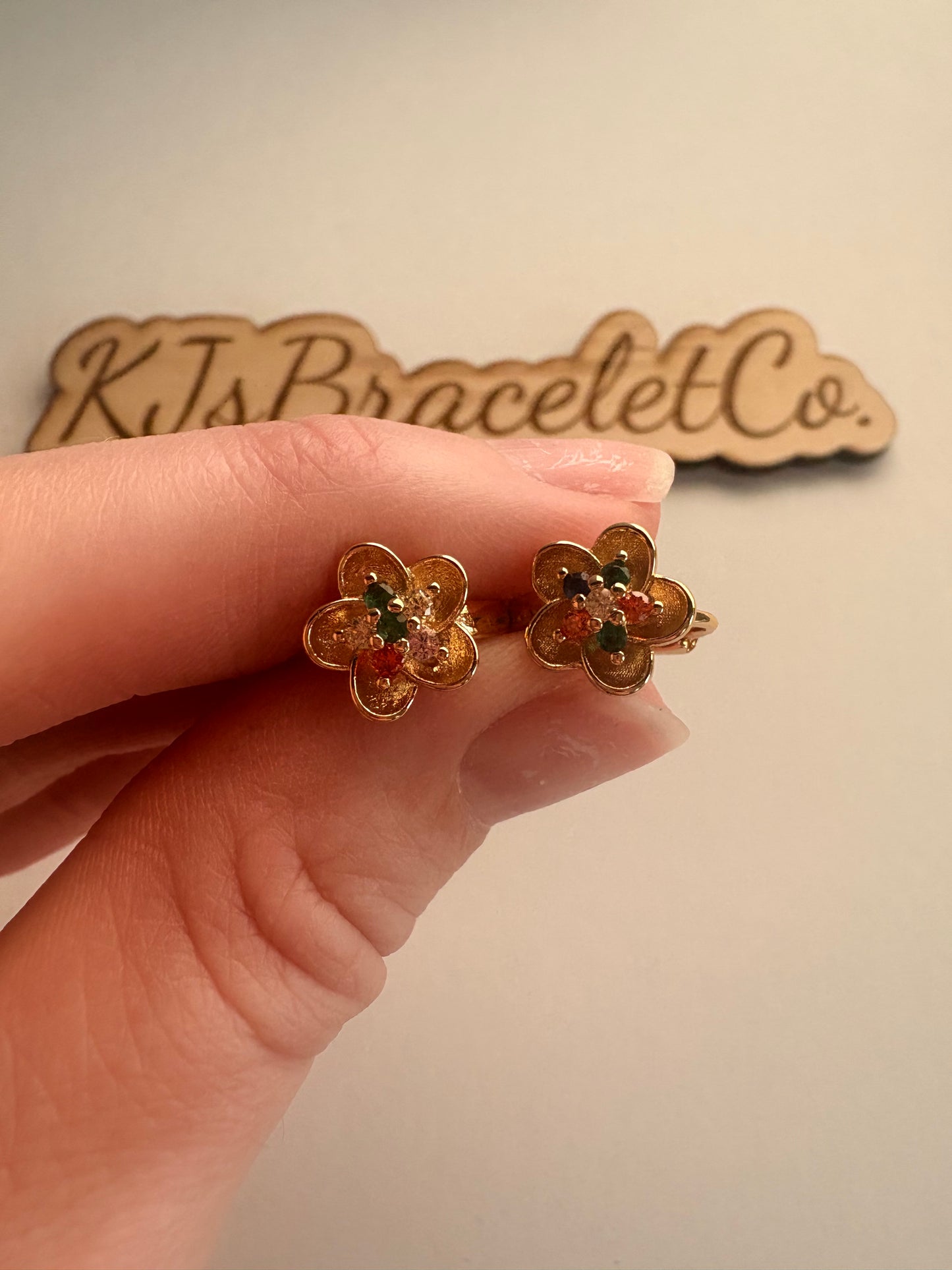 Flower Hoops (18k GF)