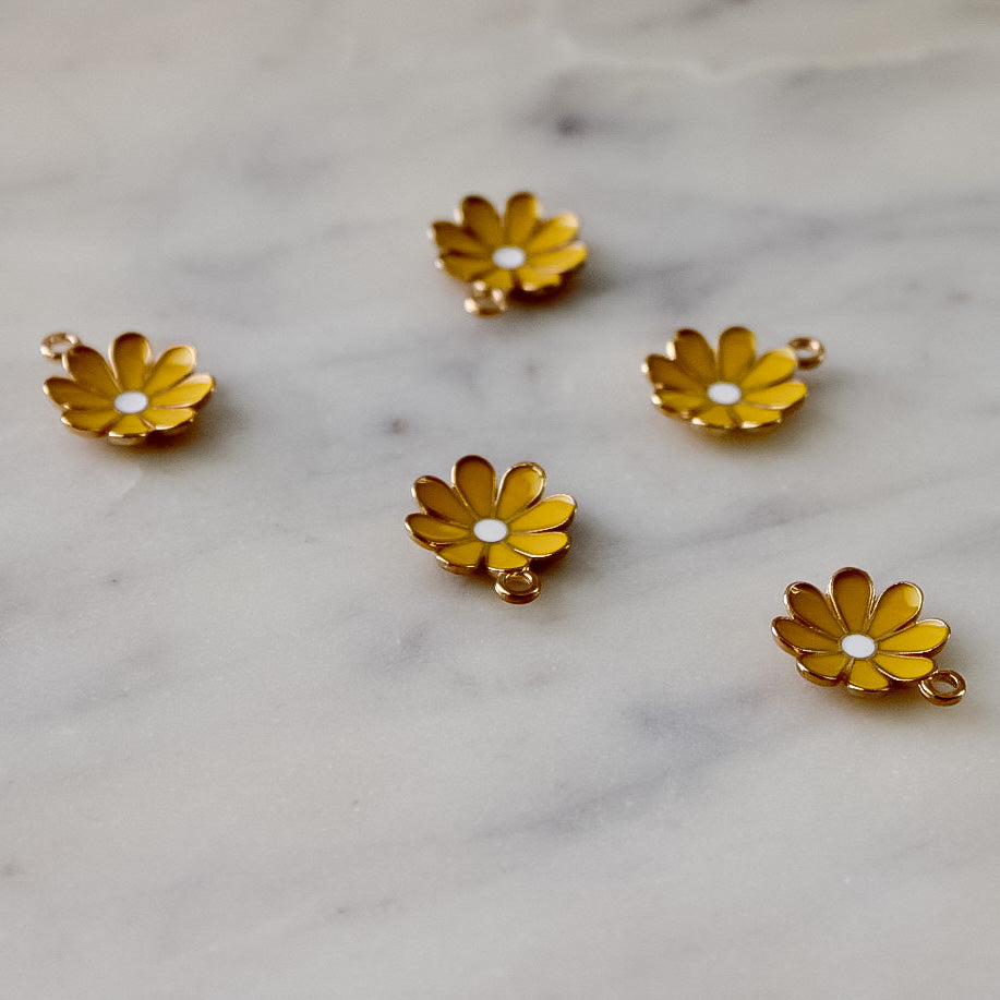 Yellow Daisy Charm